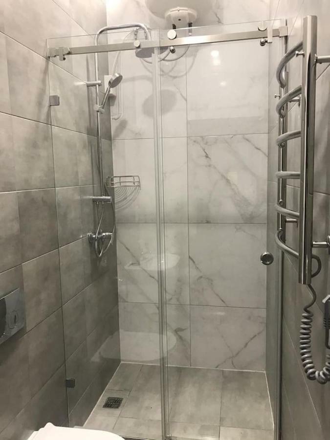New Appartment-Studio Іn The Center Of Lviv Extérieur photo